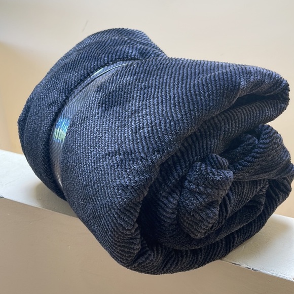 Life Comfort Eco Plush Throw - Picture 1 of 4